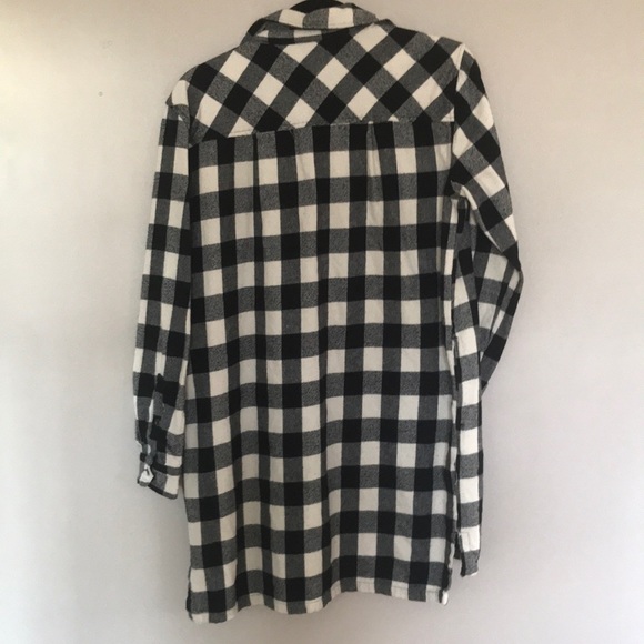 Black and White Flannel - Picture 2 of 2